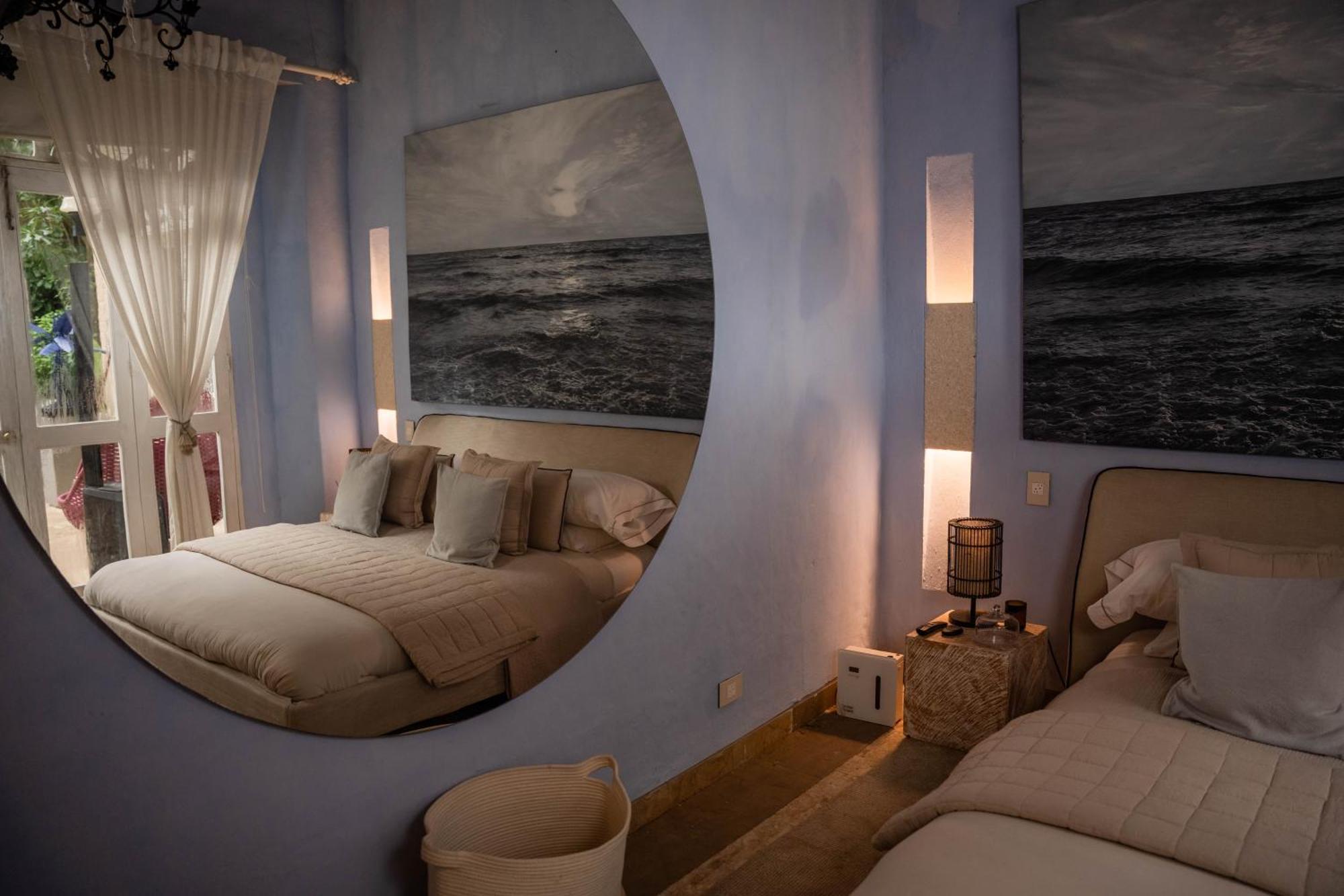 Casa Santiago Botero Cartagena