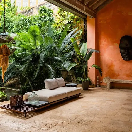 Casa Santiago Botero